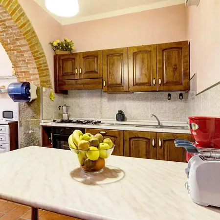 Lombriciano Sleeps 23 With Pool Air Con And Wifi Villa