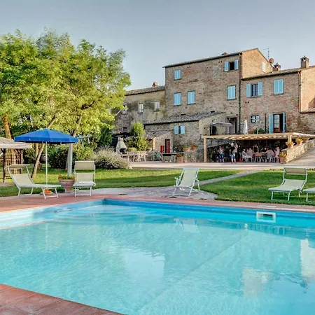 Lombriciano Sleeps 23 With Pool Air Con And Wifi Cortona