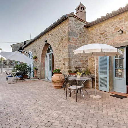 Villa Lombriciano Sleeps 23 With Pool Air Con And Wifi