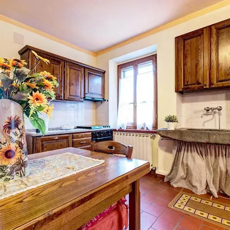 Lombriciano Sleeps 23 With Pool Air Con And Wifi Villa *